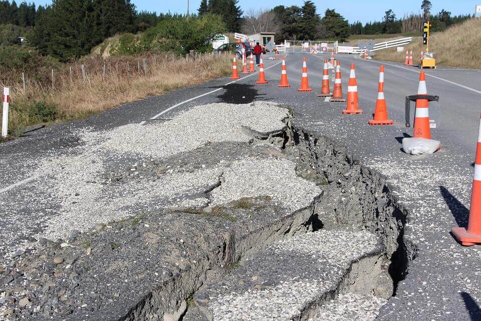 manutenzione delle strade e del manto stradale